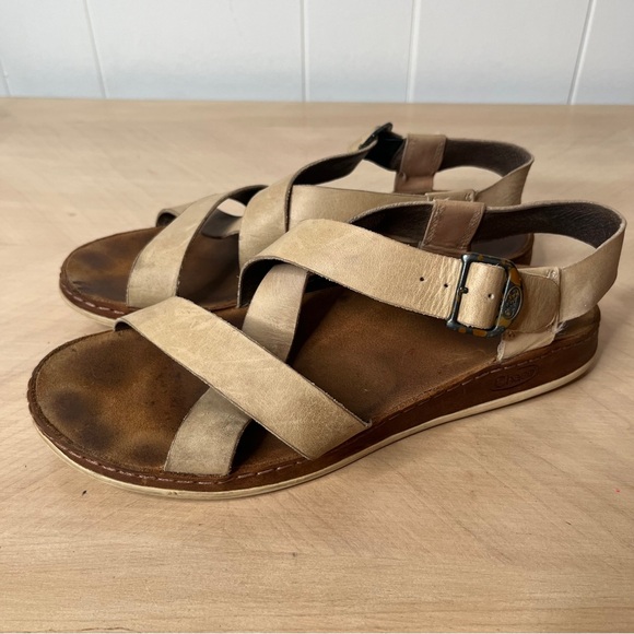 Chaco Wayfarer Sandals Buckle Ankle Strap Leather Tan Womens Size 8 - Picture 2 of 12